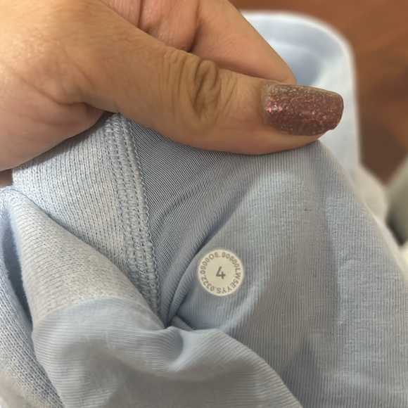 Lululemon Scuba Jogger Heathered Light blue size 4 - Picture 3 of 4
